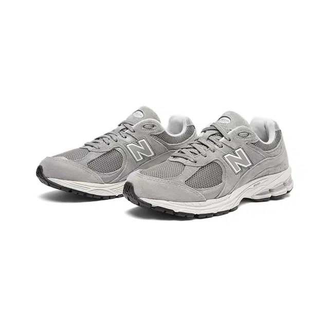 New Balance NB 2002R