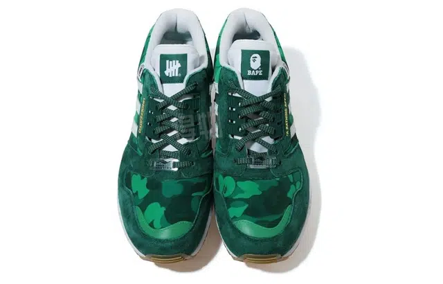 UNDEFEATED x Bape x adidas originals ZX 8000