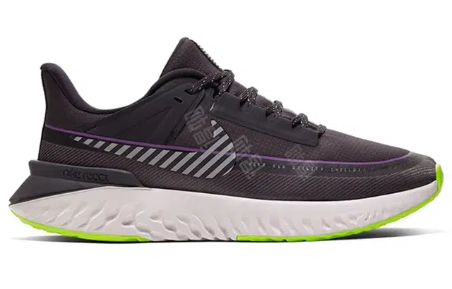 Nike Legend React 2 Shield