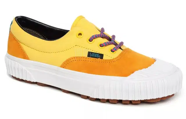 Vans Era
