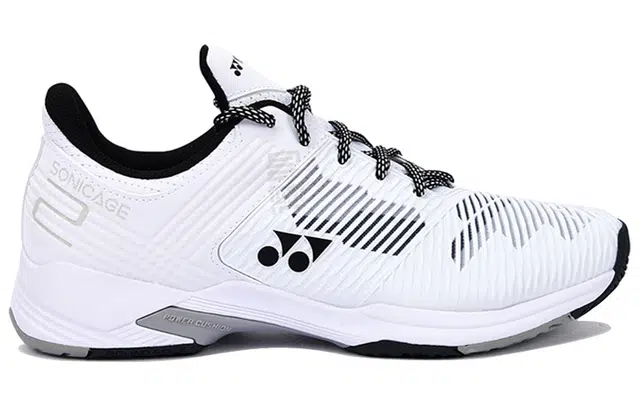 YONEX