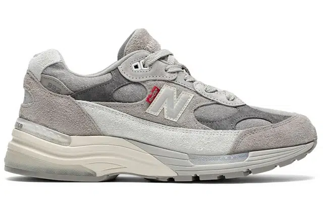 Levis x New Balance NB 992