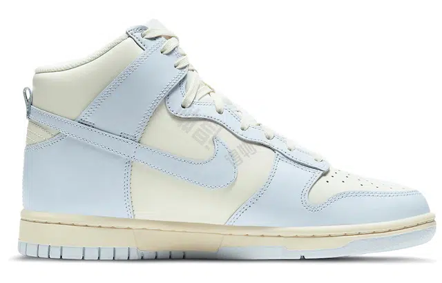 Nike Dunk High Football Grey