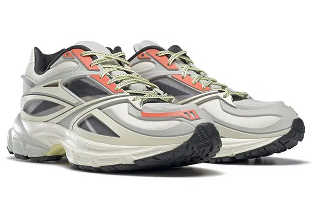 Reebok Road Modern