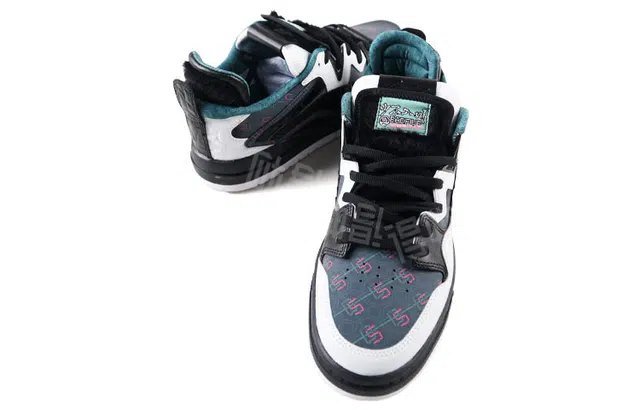 1807 x LiNing PRO BadFive