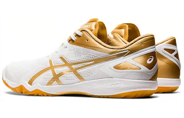 Asics Attack Dominate FF 2