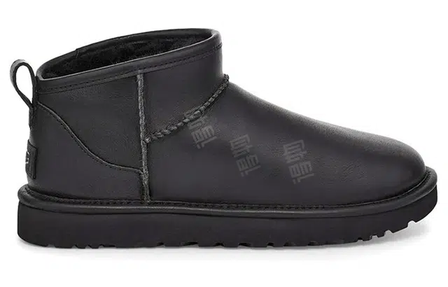 UGG CLASSIC ULTRA MINI