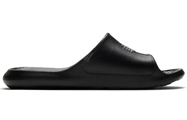 Nike Victori One