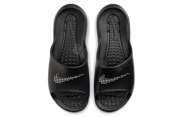 Nike Victori One