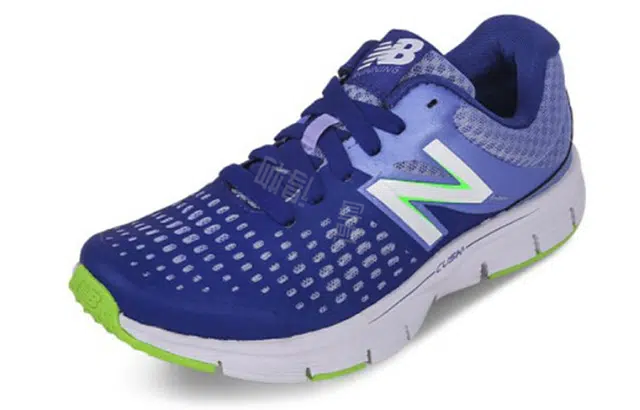 New Balance NB 775 v1