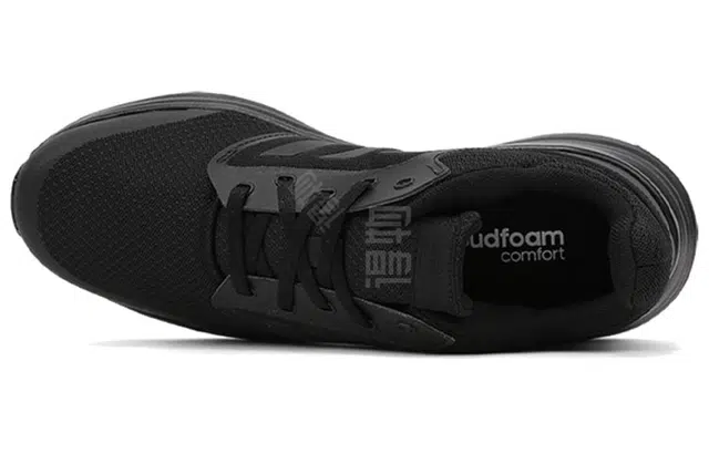 adidas Galaxy 5