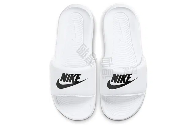 Nike Victori One