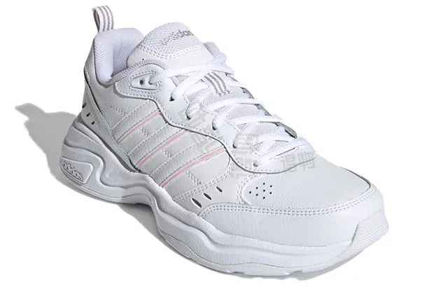 adidas neo Strutter