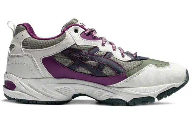 Asics Gel-100 TR