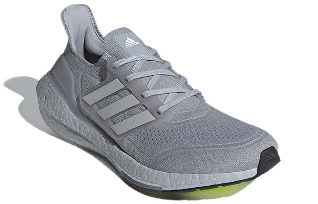 adidas Ultraboost 21