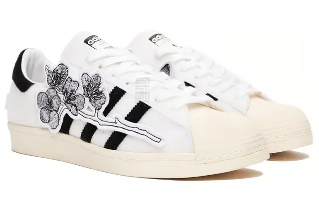 SNS x adidas originals Superstar