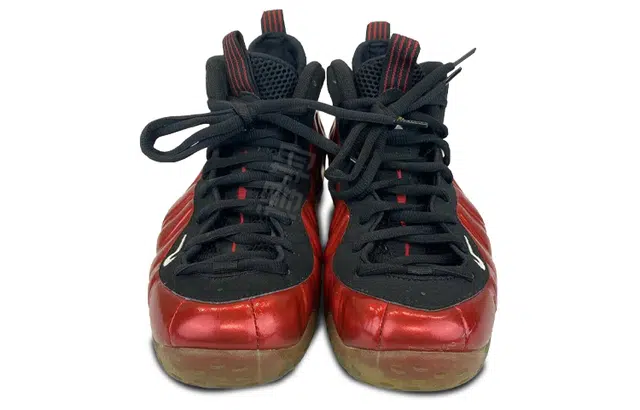 Nike Foamposite One Metallic Red 2011
