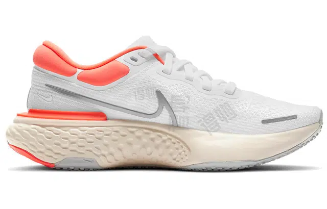 Nike Invincible Run 1 Flyknit