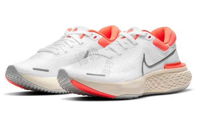 Nike Invincible Run 1 Flyknit
