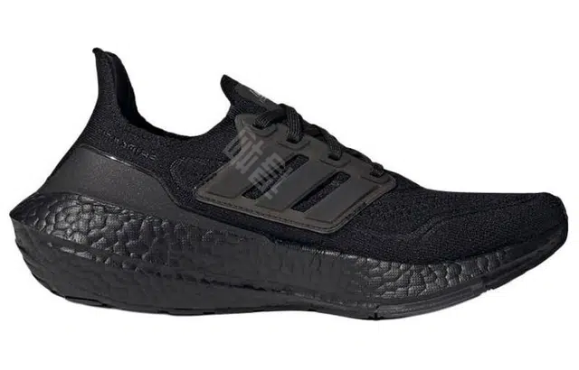 adidas Ultraboost 21