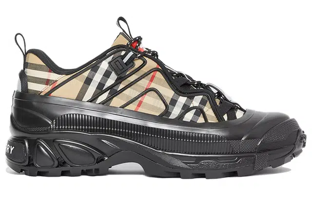 Burberry Arthur