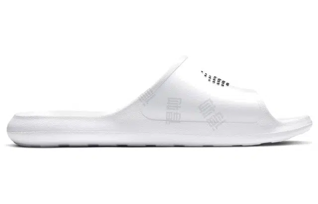 Nike Victori One