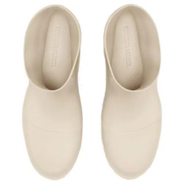 Bottega Veneta Puddle