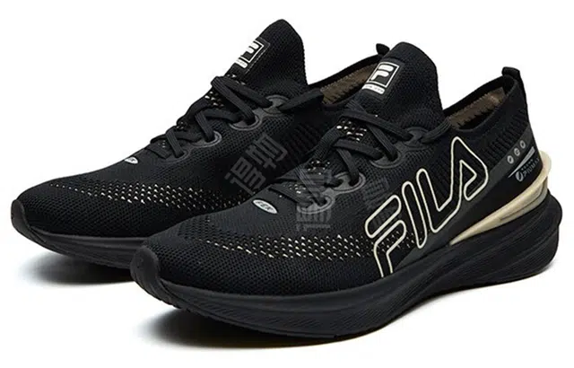 FILA Athletics Vola 200