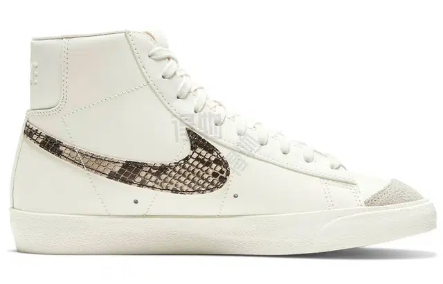 Nike Blazer '77 SE