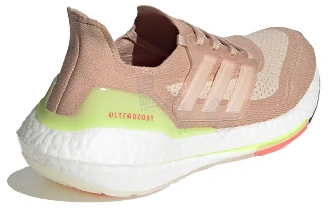 adidas Ultraboost 21