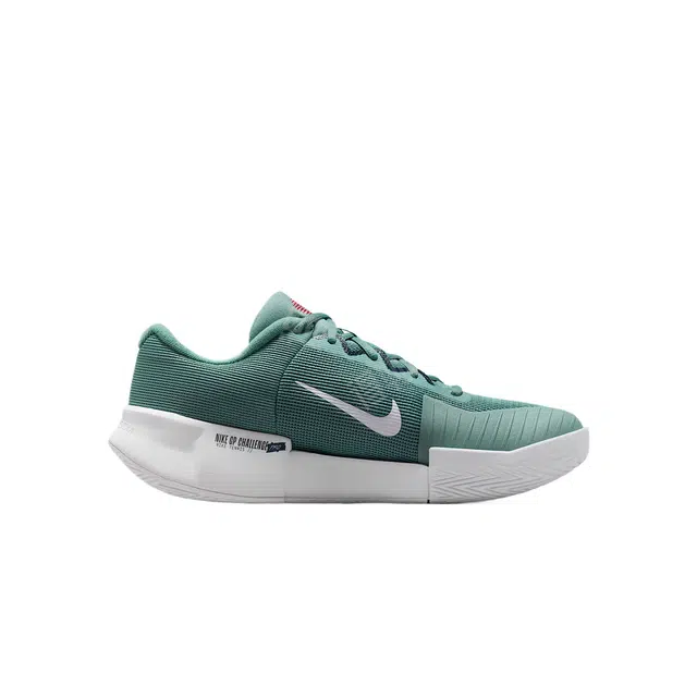 Nike GP Challenge Pro