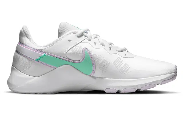 Nike Legend Essential 2