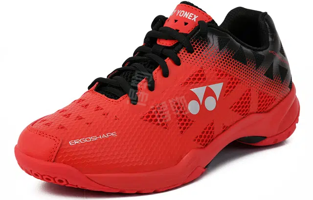 YONEX