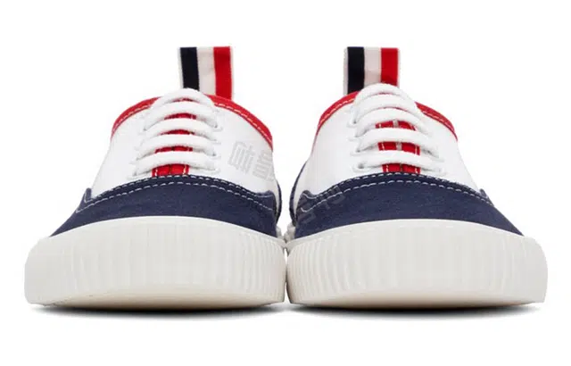 THOM BROWNE