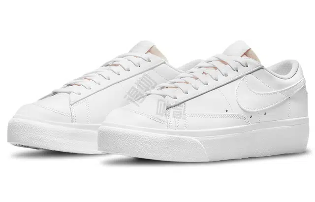 Nike Blazer Low Platform