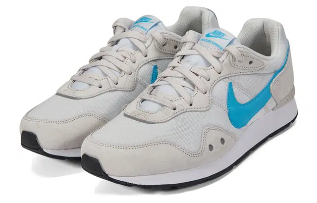 Nike Venture Runner