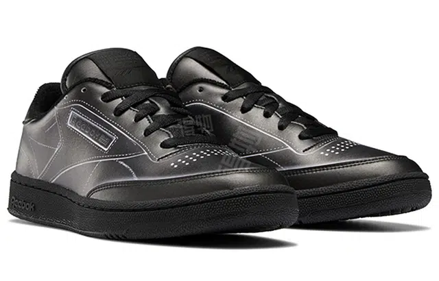 Maison Margiela x Reebok Club C