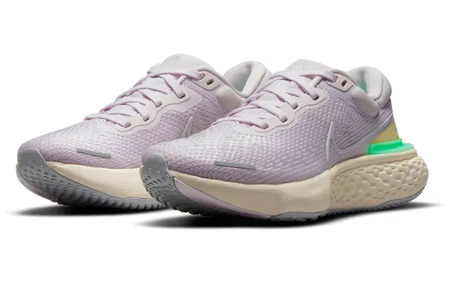Nike Invincible Run 1 Flyknit