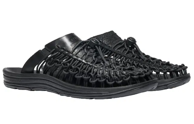 KEEN UNEEK PREMIUM LEATHER SLIDE