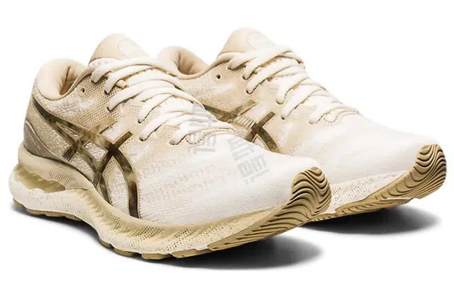 Asics GEL-Nimbus 23
