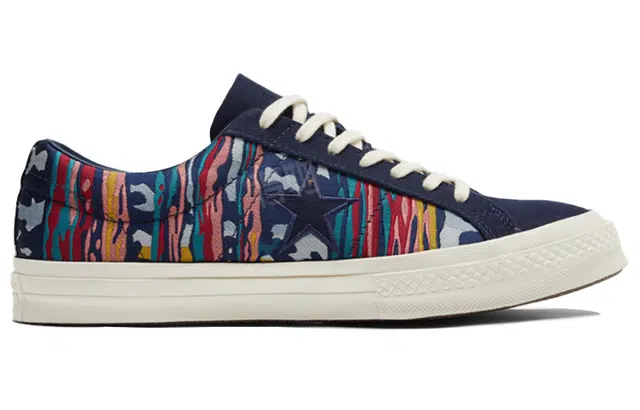 Converse One Star