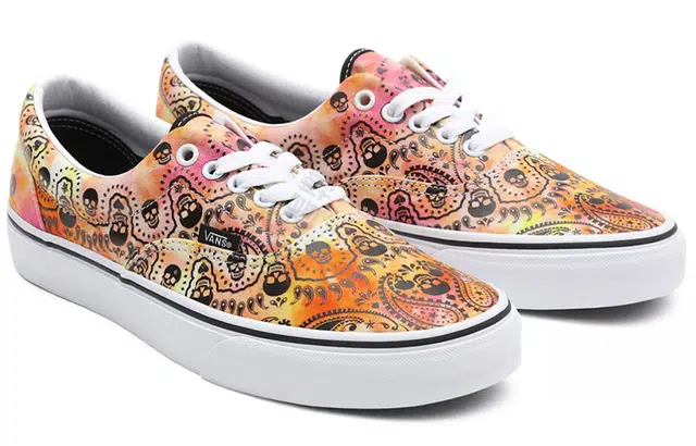 Vans Era