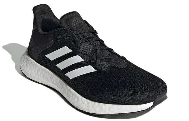 adidas Pure Boost 21