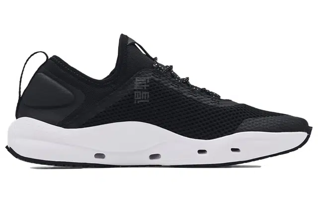 Under Armour Micro G Kilchis