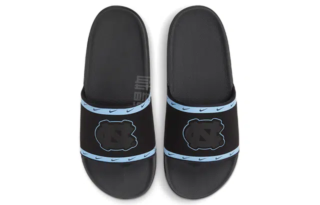 Nike Offcourt "UNC"