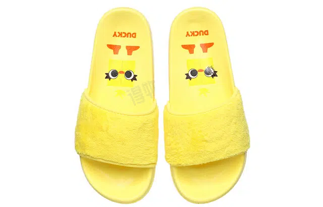 Disney x LiNing Ducky