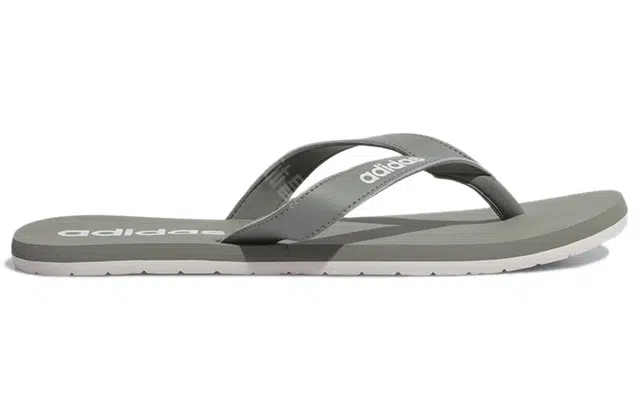 adidas Eezay
