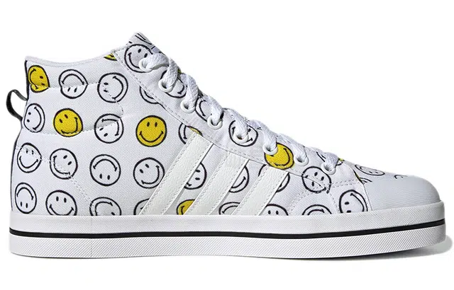 SMILEY x adidas neo Bravada