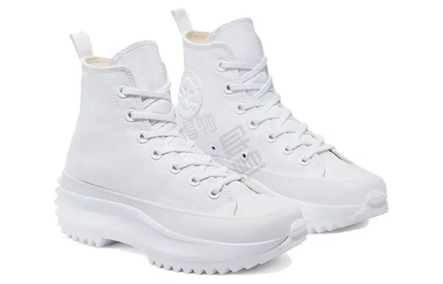 Converse Run Star Hike