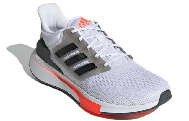 adidas EQ21 Run